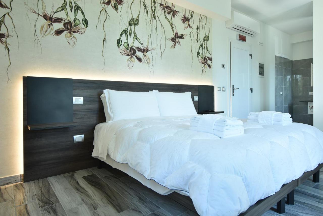 Royal Garden Luxury Rooms Padova Esterno foto