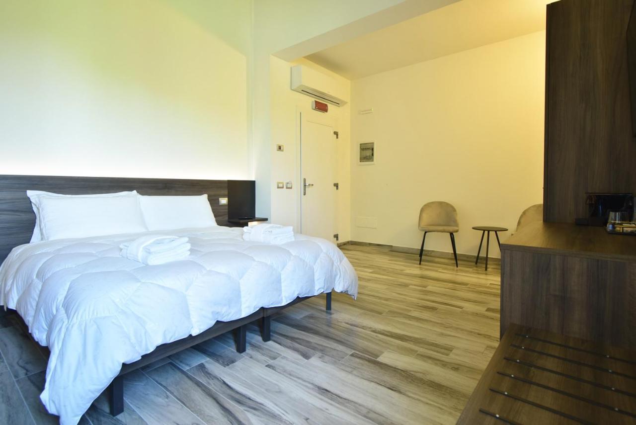 Royal Garden Luxury Rooms Padova Esterno foto