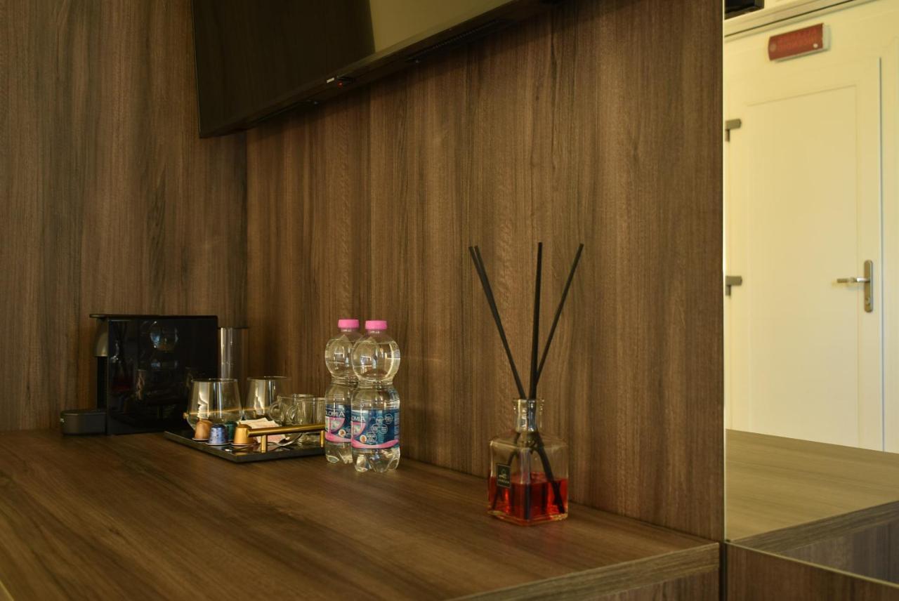 Royal Garden Luxury Rooms Padova Esterno foto