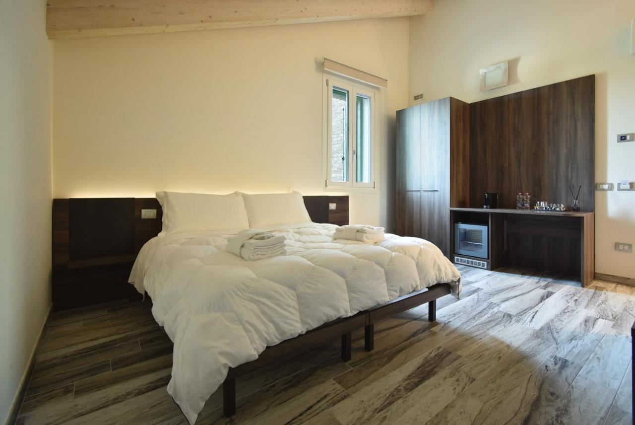 Royal Garden Luxury Rooms Padova Esterno foto