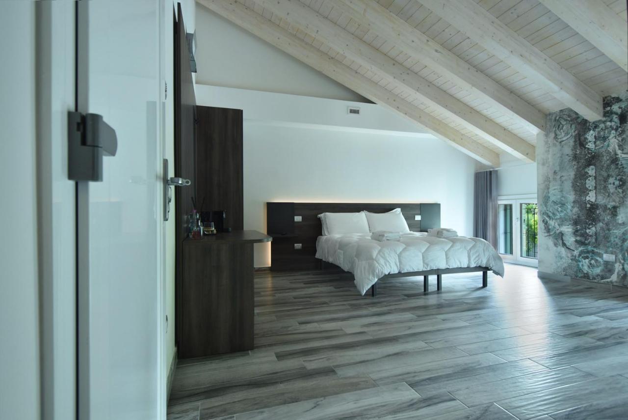 Royal Garden Luxury Rooms Padova Esterno foto
